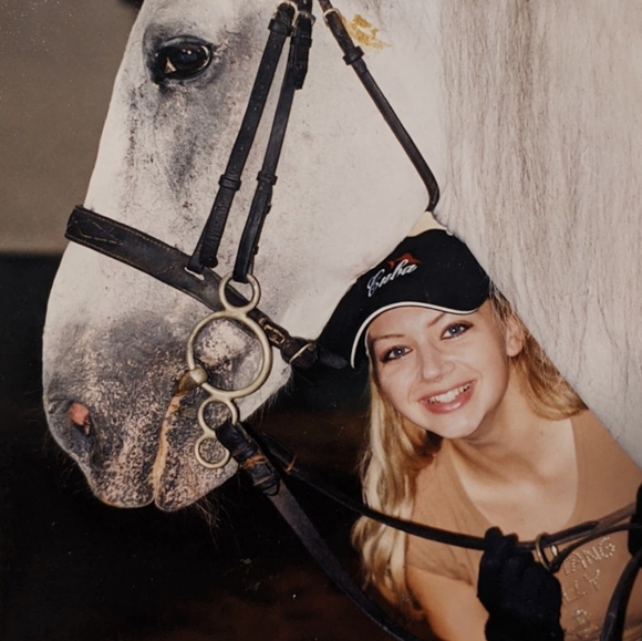 Meet you posher, Milena - Picture 1 of 1